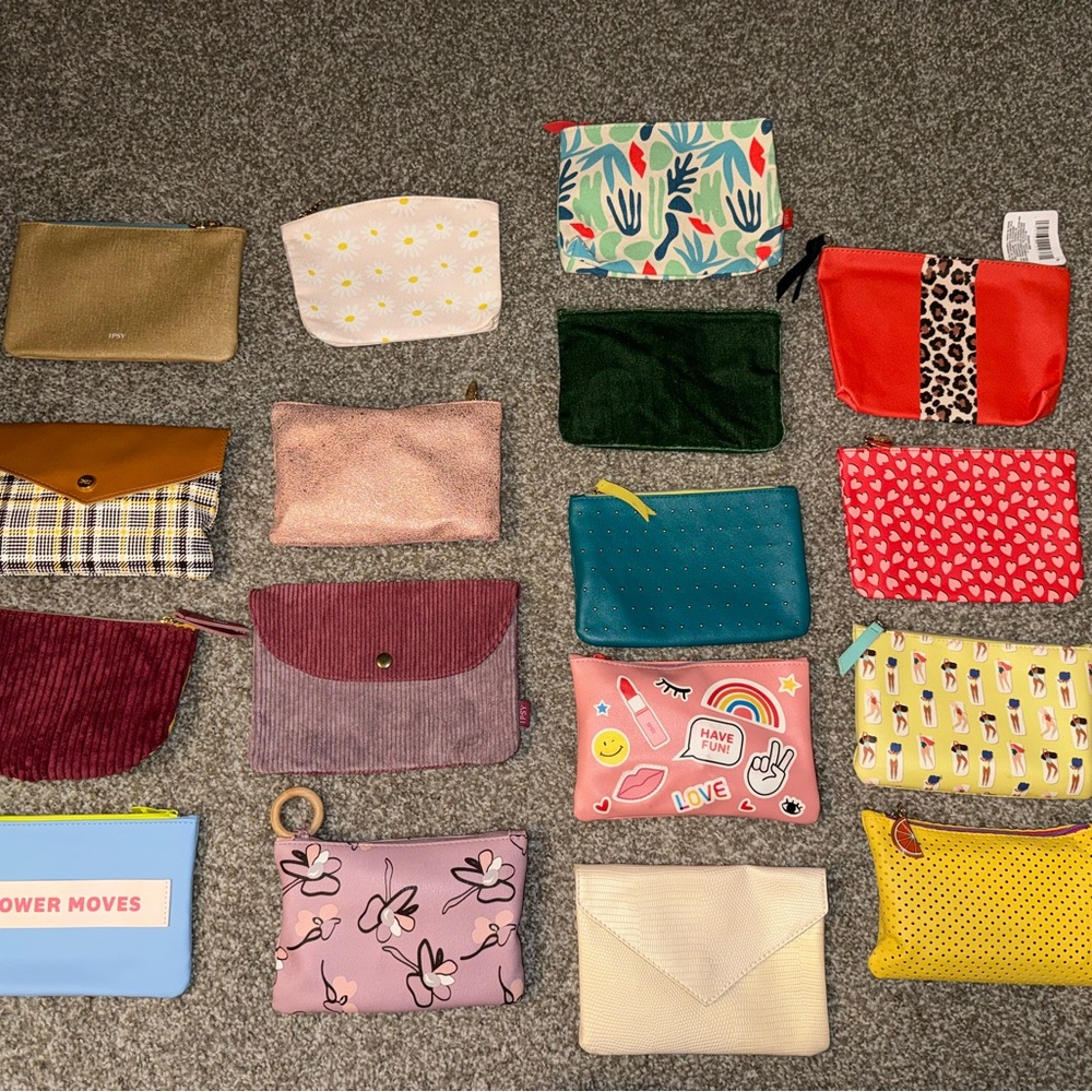 Mix & Match Ipsy cosmetic bags LOT